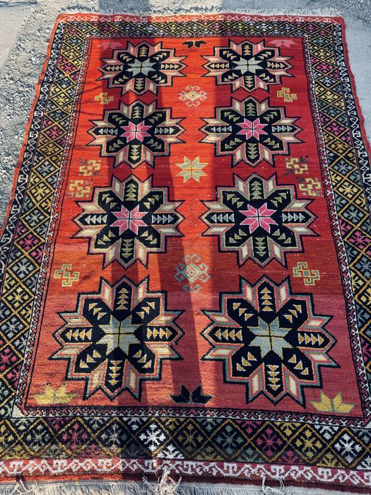 Продам ручной шерстяной ковёр “Сегиз жапырақ”