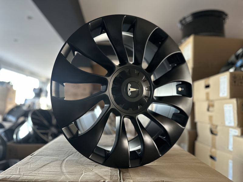19цола Tesla 5x114.3 Тесла 4бр