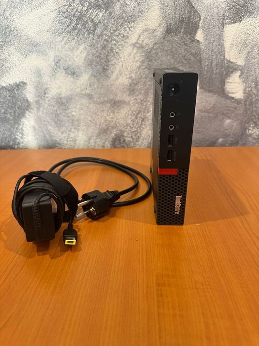 Calculator Lenovo ThinkCentre cu Toate Aplicațiile Microsoft Office