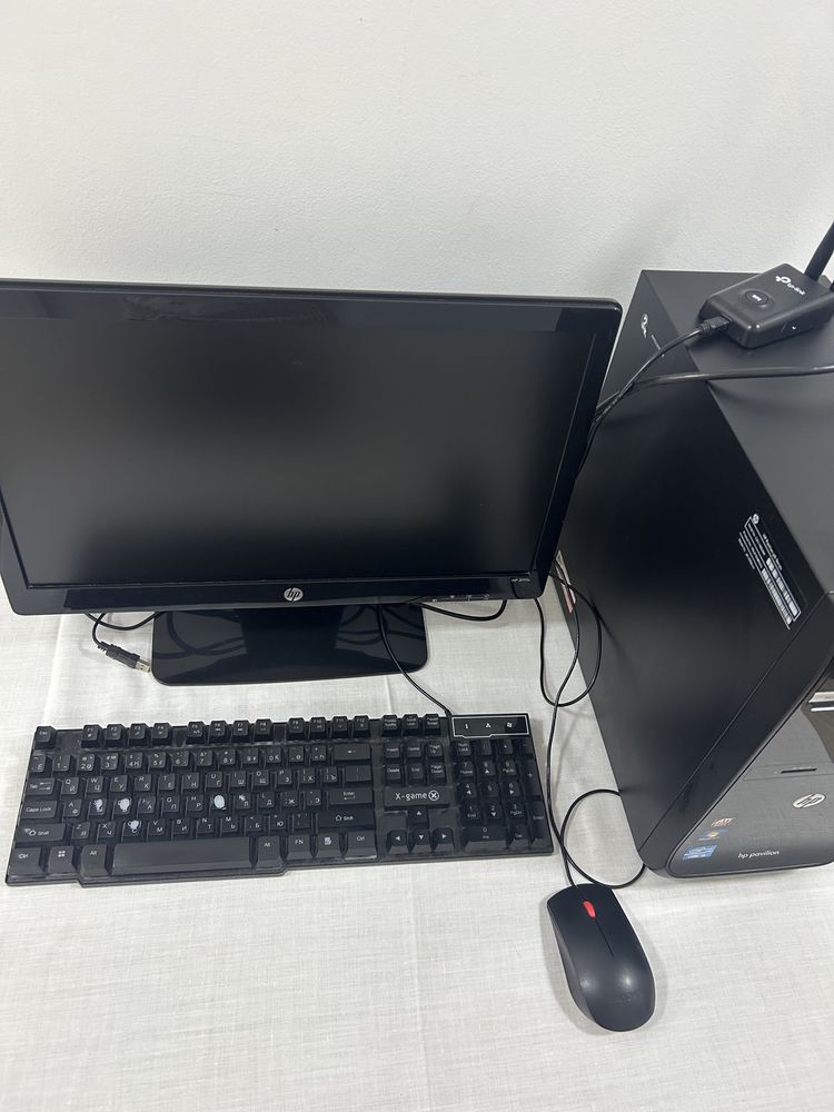 Продам монитор HP 2011x, 1600x900, 76 Гц, TN, черный