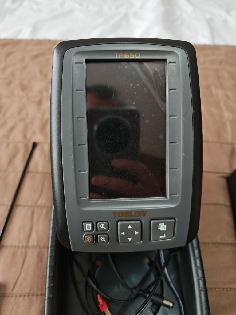 Лодка Waverunner MK3 + сонар Toslon TF650 и X-pilot