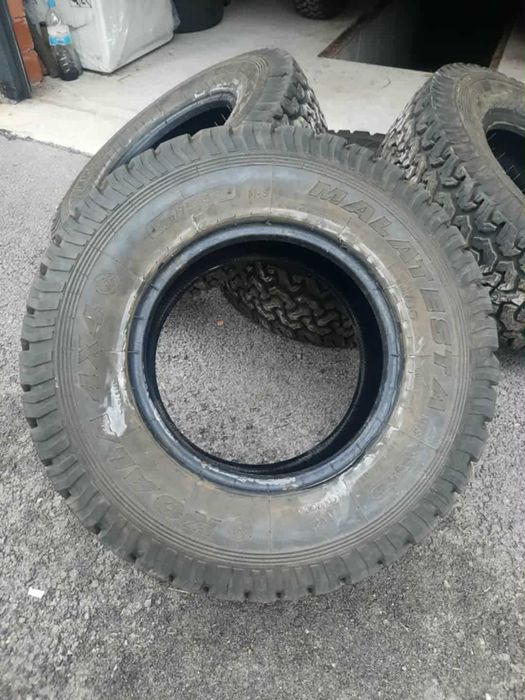 Зимни Гуми За Джип 235/75R15