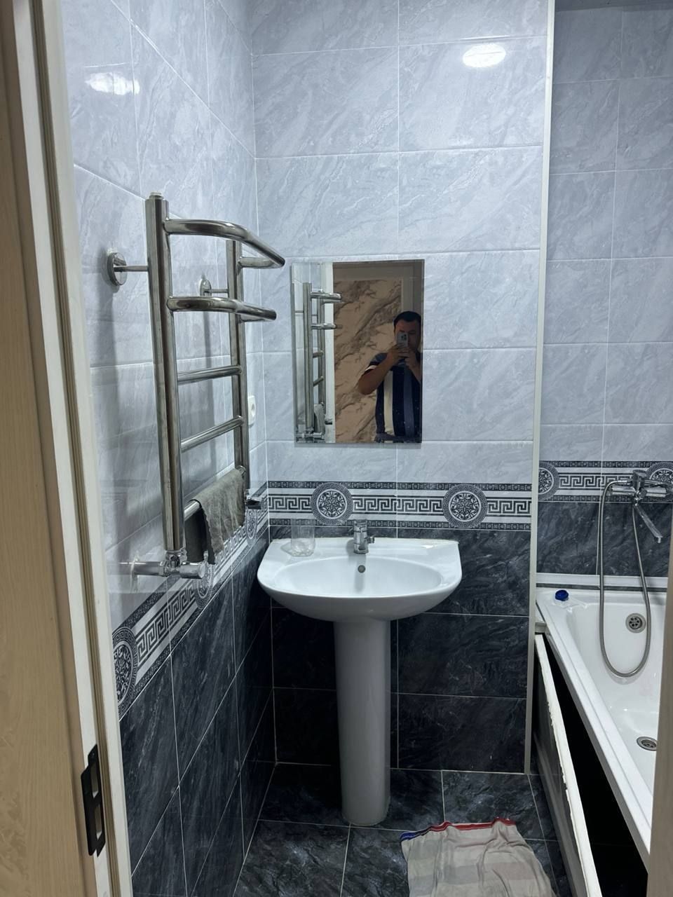 Sergeli 3-bekatda qizlarga Kv