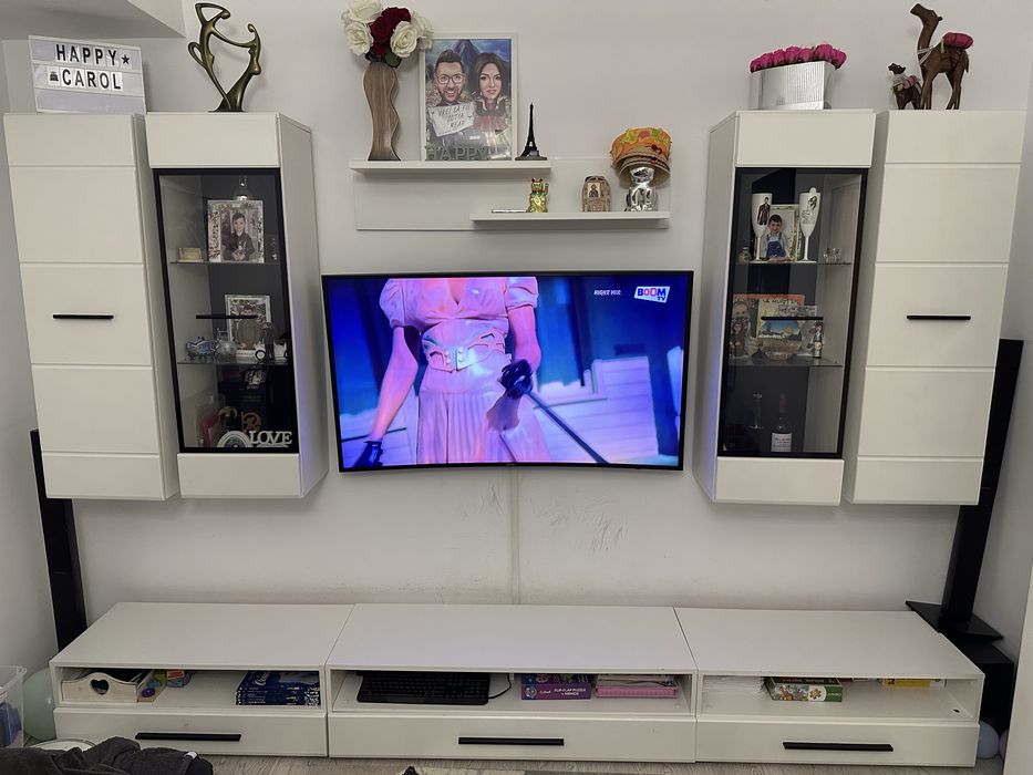 Living/ Biblioteca alb lucios