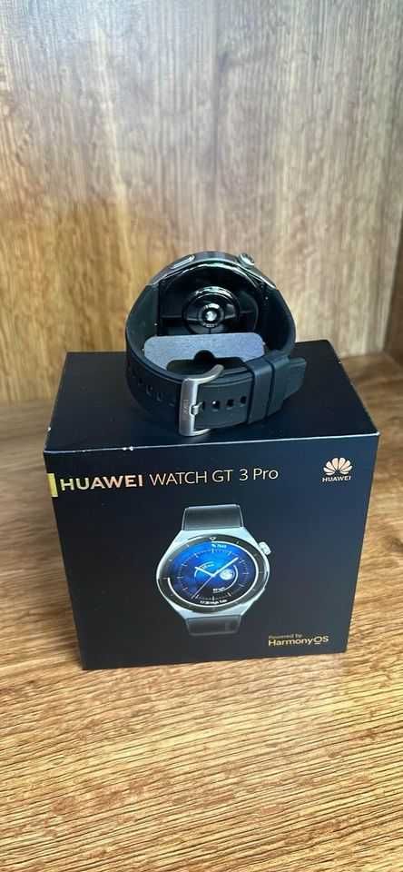 Продава часовник smartwatch HUAWEI WATCH GT 3 PRO