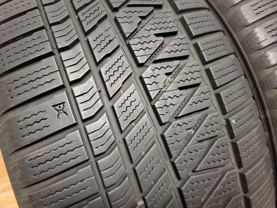 2 бр. 275/45/21 Kumho DOT1922 / зимни гуми
