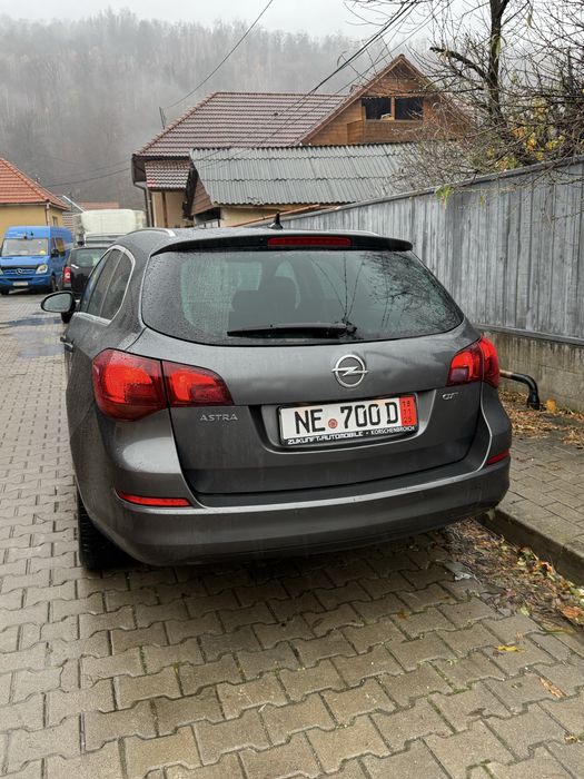 Opel Astra J 2011 1.7CDTI 125CP