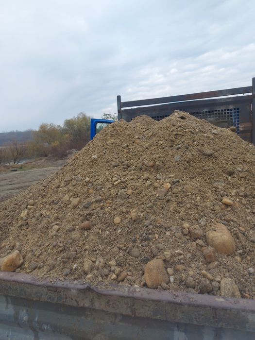 Piatra sparta concasata nisip pietris balast pamant sort margaritar