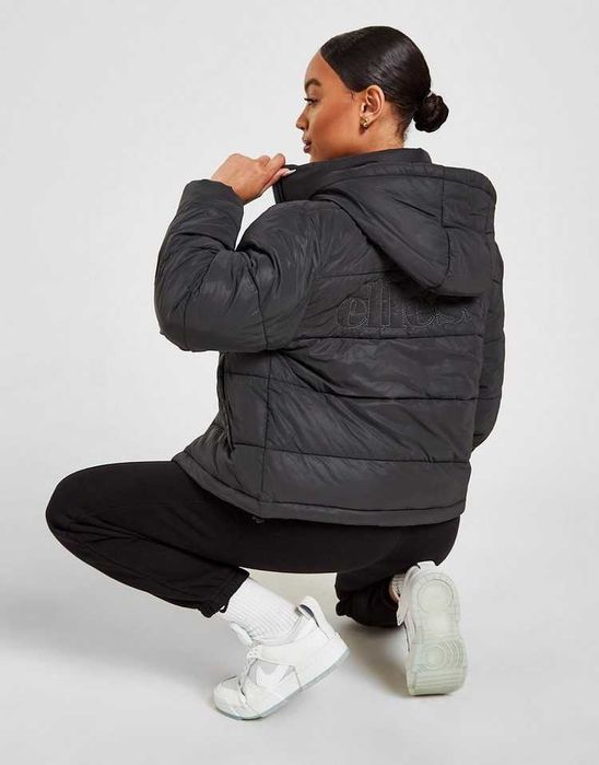 Ново Оригинално Яке Ellesse Размер L