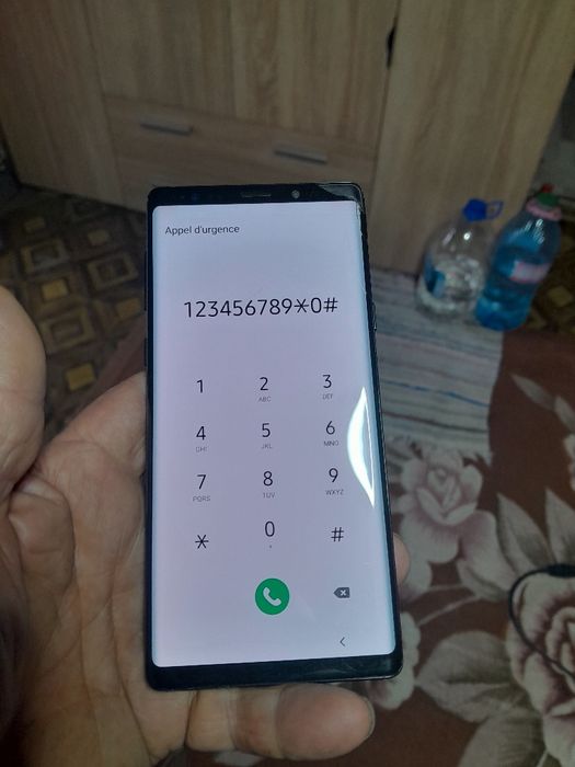 Vând lot de mobile defecte .
