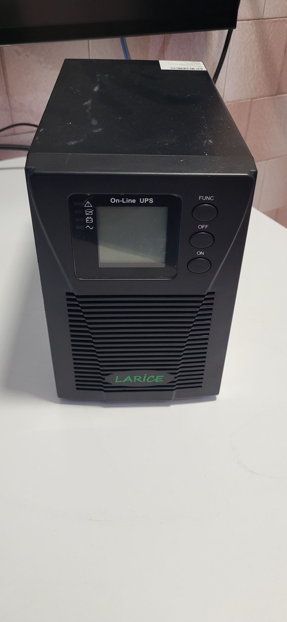 UPS Larice on-line