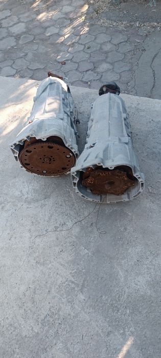 Продам коробки от BMW