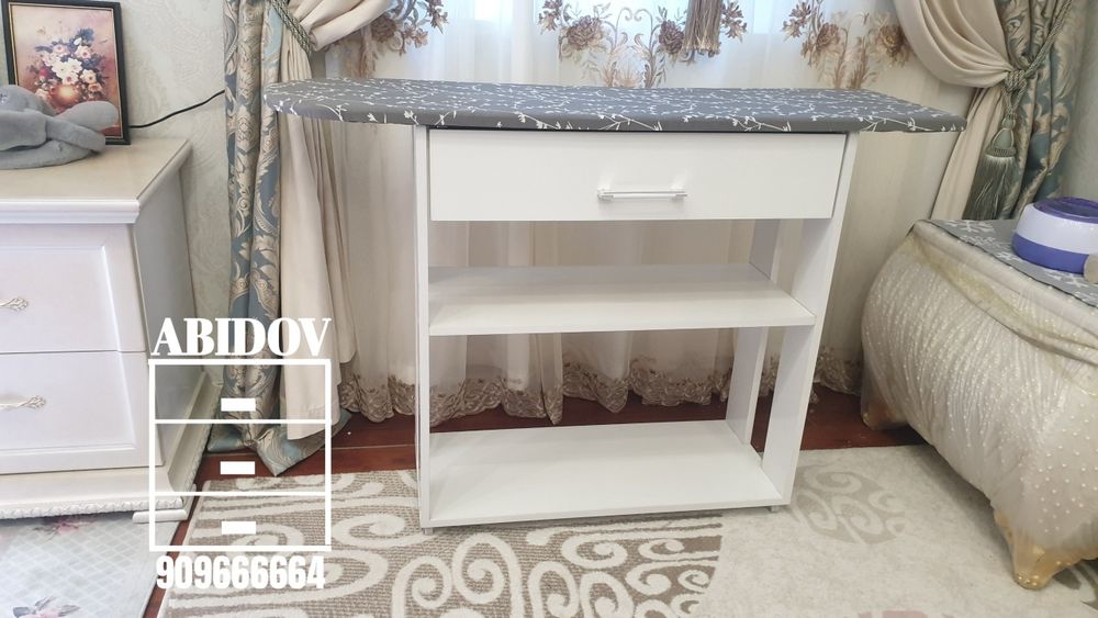 2в1 гладильная доска + комод на колёсиках.