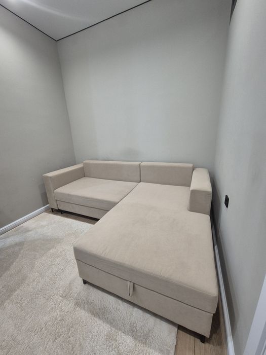 Продам диван угловой