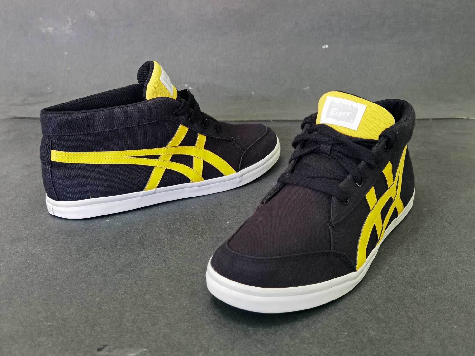 Adidasi Tenisi barbati 44 45  Ghete  ONITSUKA Tiger -indonesia  Ca NOI