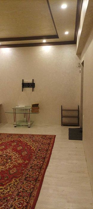 Аренда Подвальная помещение под офис ремонт отличный потолок 3.2 метр