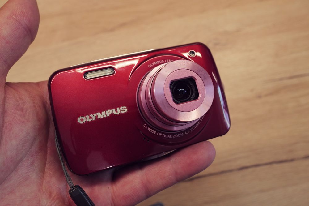 Aparat foto Olympus VH 210 14Mp Pink Red gloss incarcare USB instagram