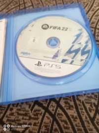 Vând FIFA 22 PS 5 impecabil