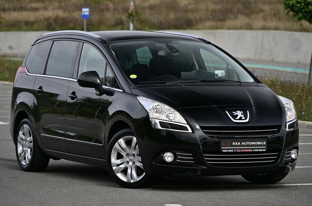 Peugeot 5008 2.0 Diesel 150 C.P. 11.2012 Euro5 Panoramic 7 Locuri