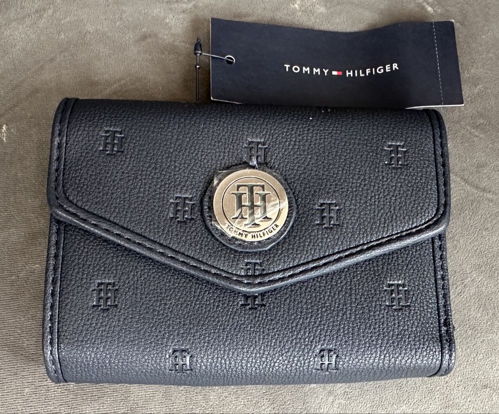 Portofel femei Tommy Hilfiger, nou, cu eticheta