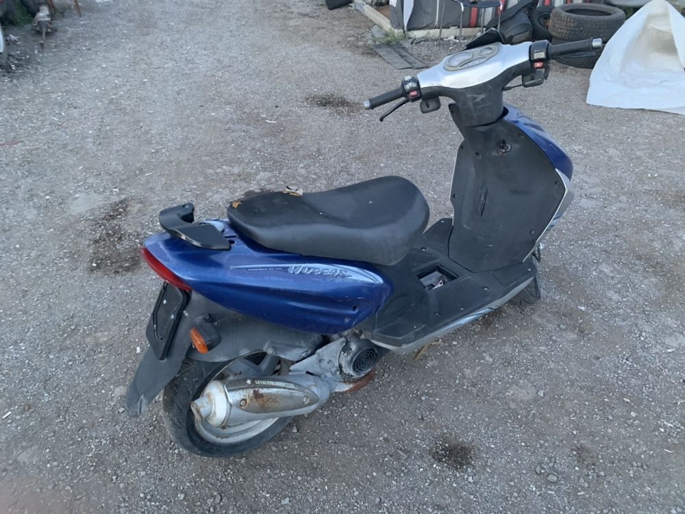 НА ЧАСТИ! Скутер CPI Hussar JR 50 куб. 2001 Scooter