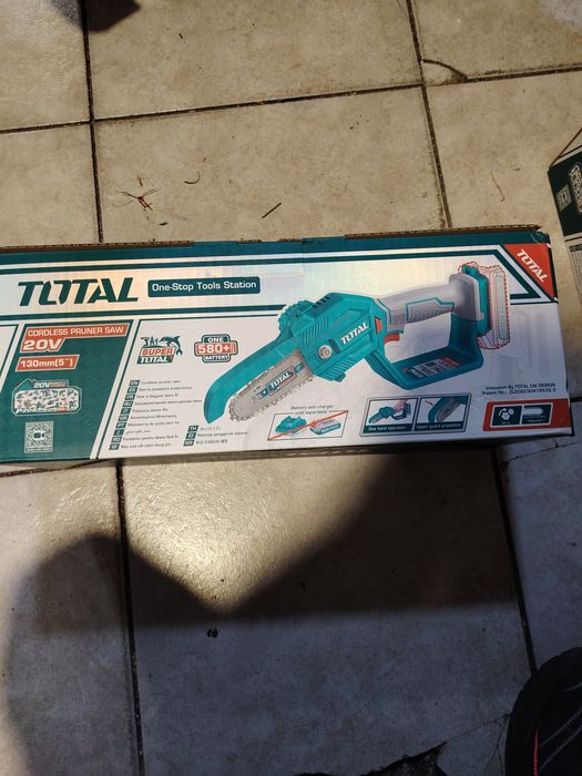 Акумулаторен верижен трион TOTAL MINI, 13 cm, без батерия