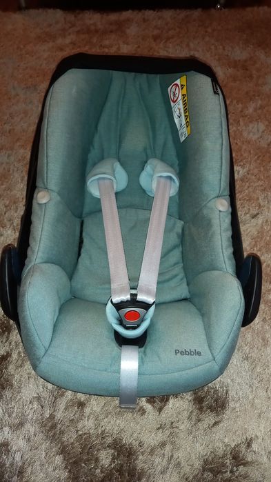 Vand sau schimb scoica-scaun Maxi-Cosi Pebble