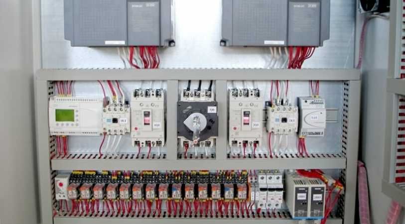 Automatizari/Instalatii electrice/ panouri fotovoltaice/pompe caldura
