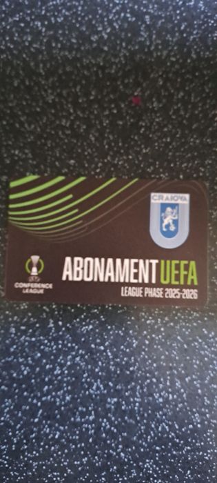 De vanzare abonament