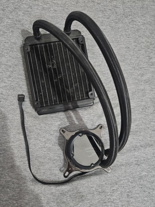 ASUS ROG Strix LC120 Liquid Cooler