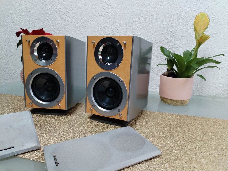 Vând un set frumos de la Panasonic