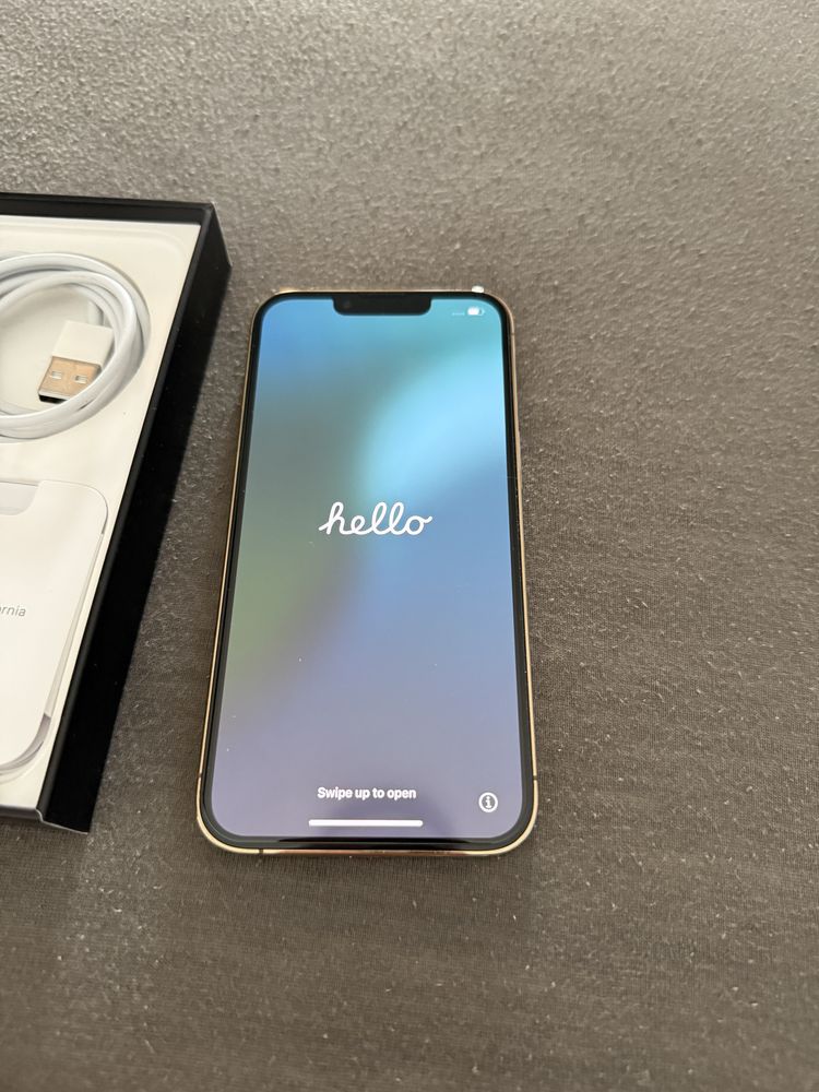 iPhone 13 pro Gold