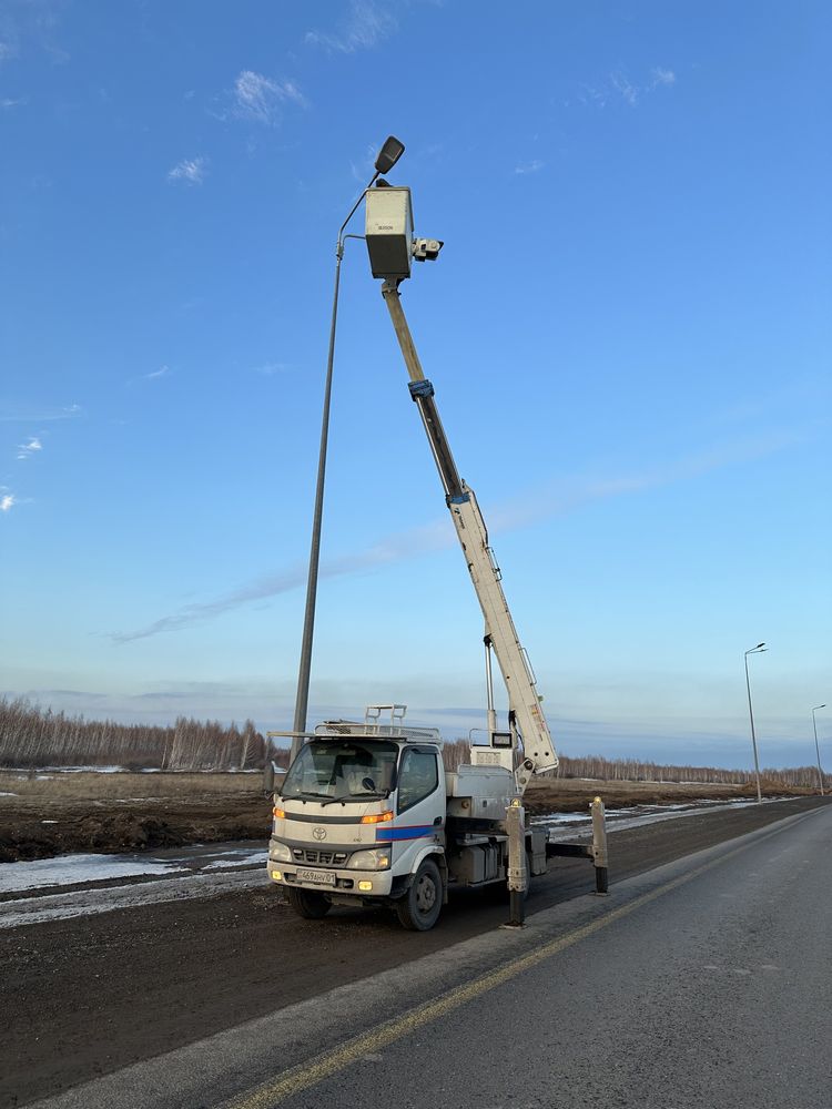 Услуги автовышка  Аренда АГП  Автовышка