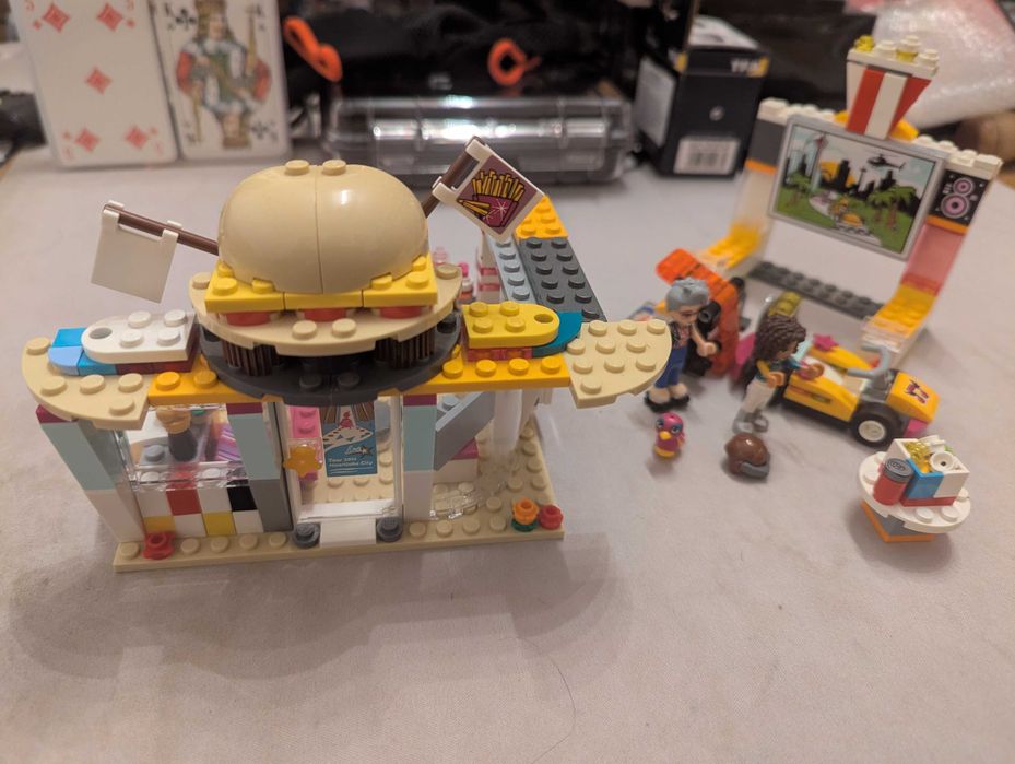 Lego Friends 41349 Drifting Diner