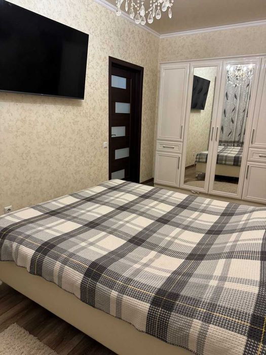 Двустаен имот в Разсадника