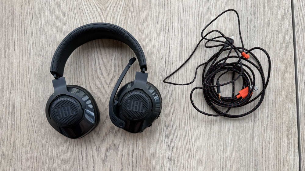 Căști wireless JBL Quantum 400 – Sunet imersiv pentru gaming