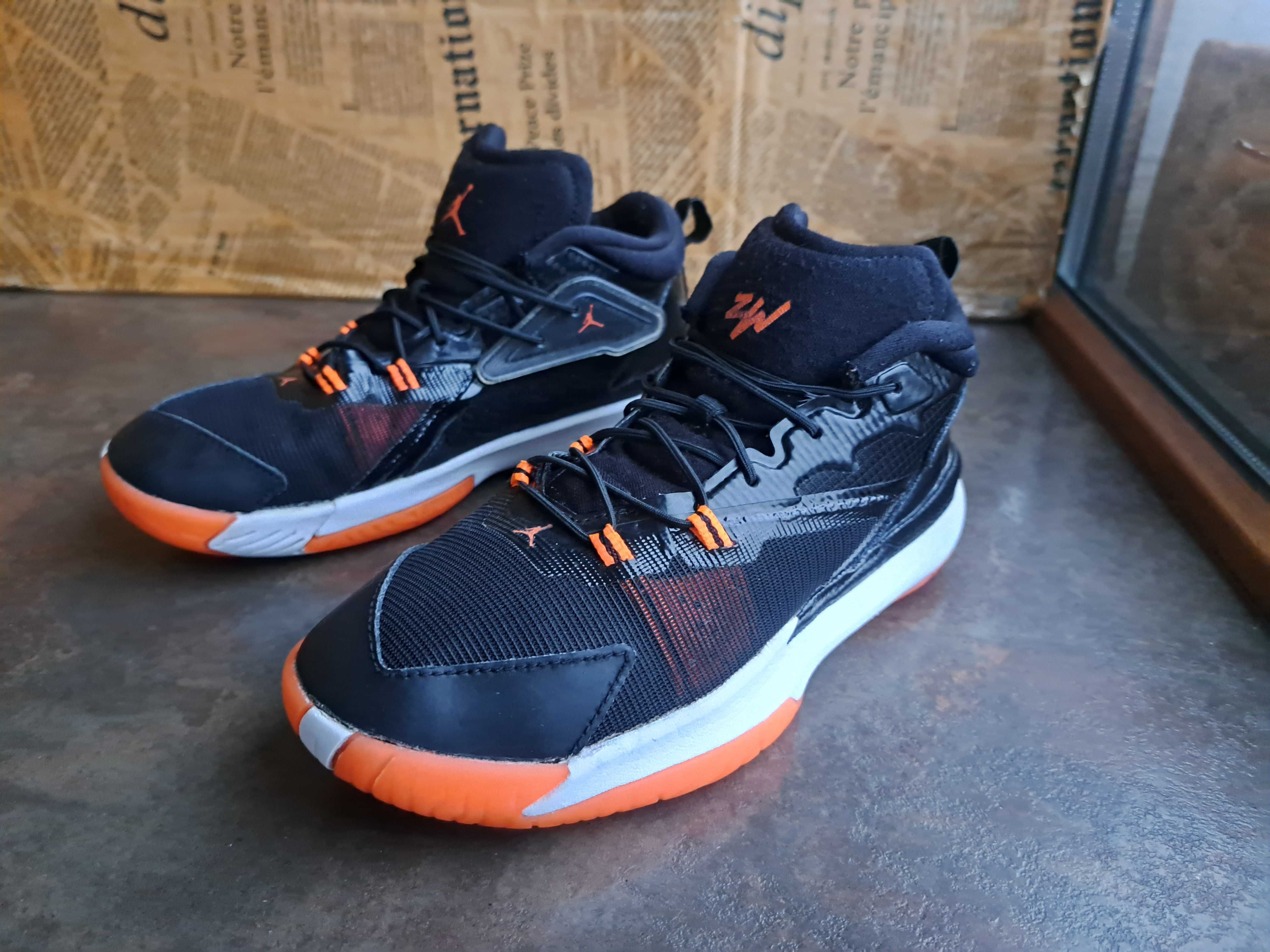 детски -маратонки Nike Jordan,спортни обувки,кецове,найк,номер 35