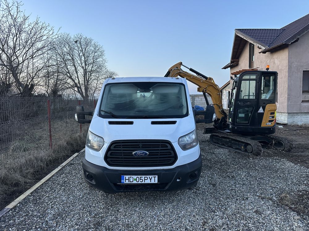 De inchiriat excavator plus basculabilă