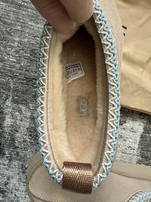 UGG оригинални 38 номер tazz