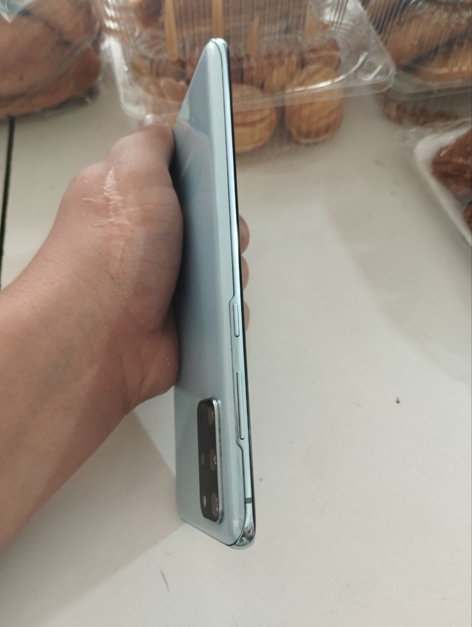 S20+ sotiladi bugun oganga tushib beraman