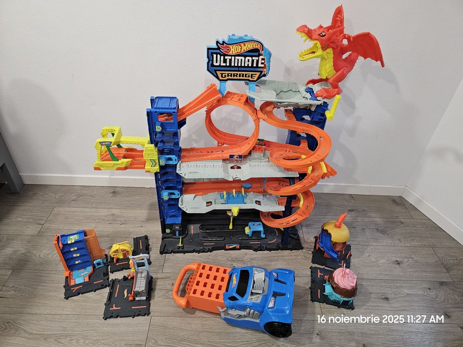 Garaj Hot Wheels City Ultimate