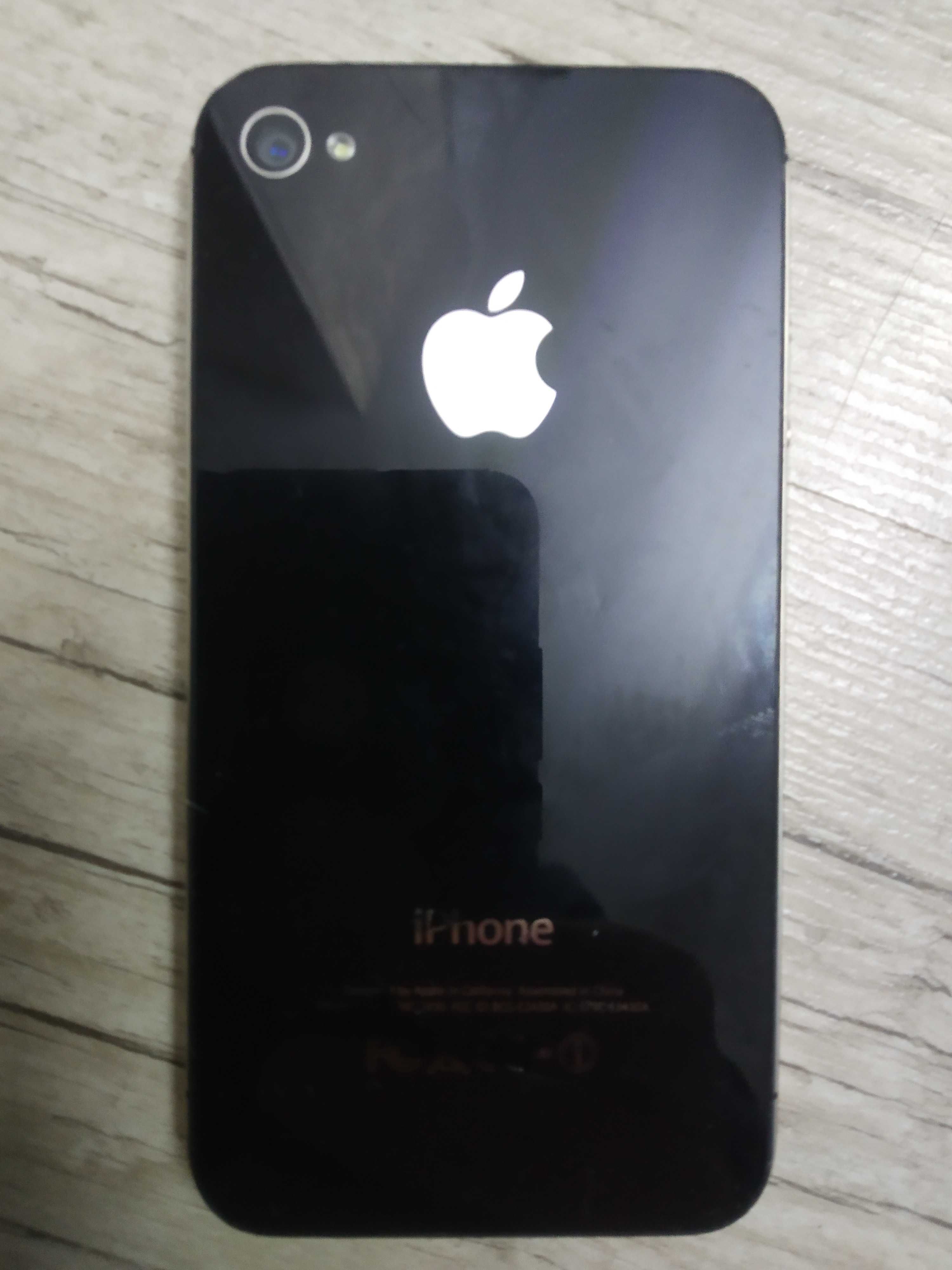 Продавам iPhone 4s