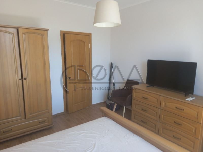 Продава се Двустаен апартамент в София, Център - 70 кв.м за 2815 €/кв.м - Снимка #5