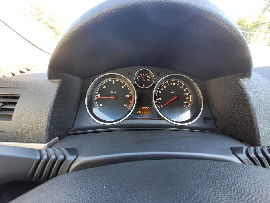 Opel Astra H GTG