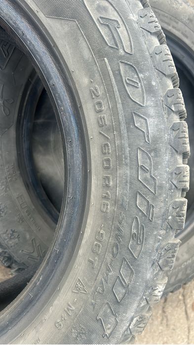 Шины с шипами на машины