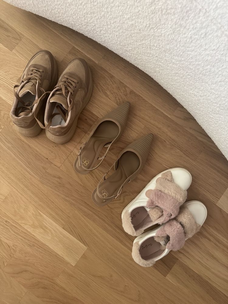 Обувки By Far, Vivaia, Zara, Jimmy Choo, Vagabond и още