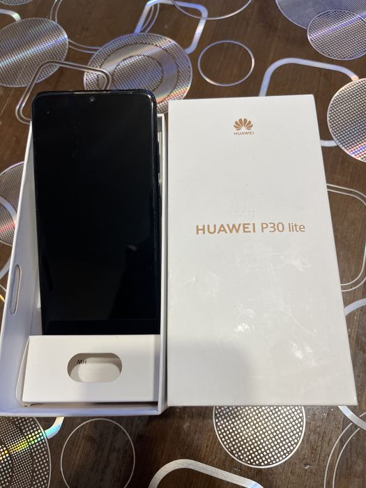 HUAWEI P30  Lite