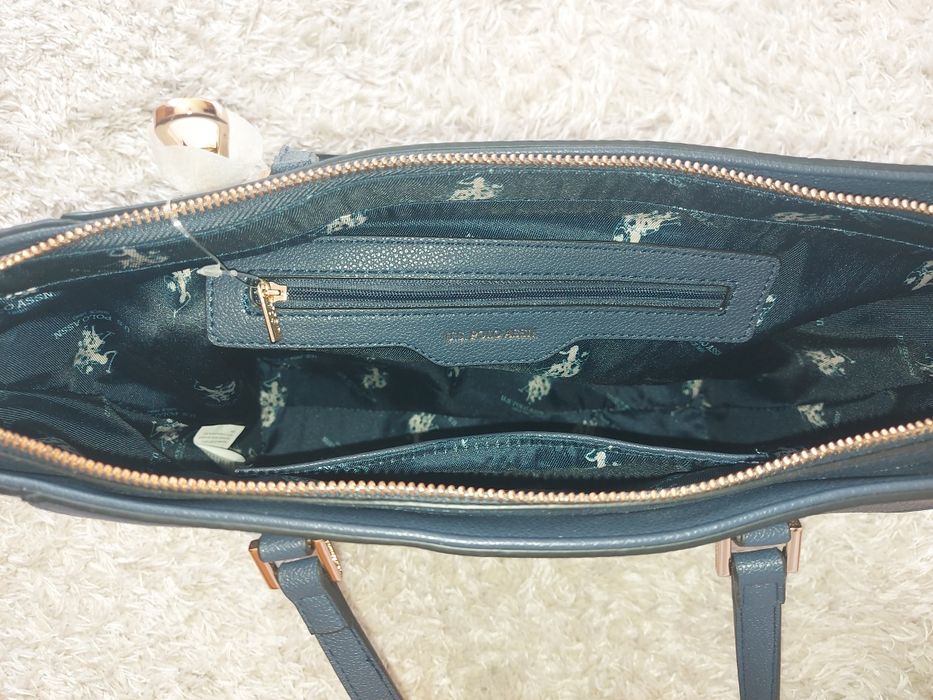 Geanta USPA navy.