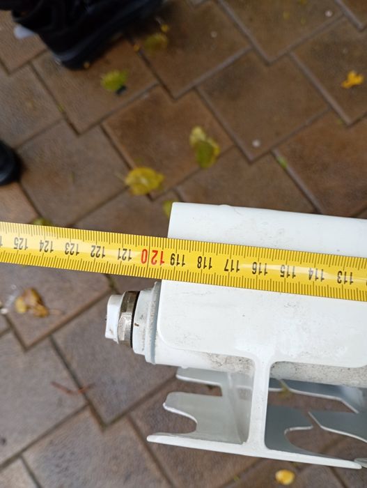 Vând calorifer aluminiu lungime 1200**×65