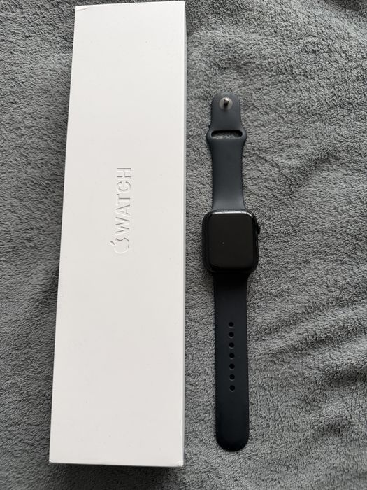 Apple watch seria 7 e-sim